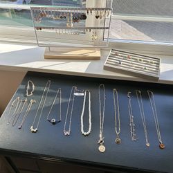 LOT OF GOLD JEWELRY!!! (necklaces, earrings, rings, bracelets/anklets)