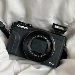Canon G7x mark iii camera