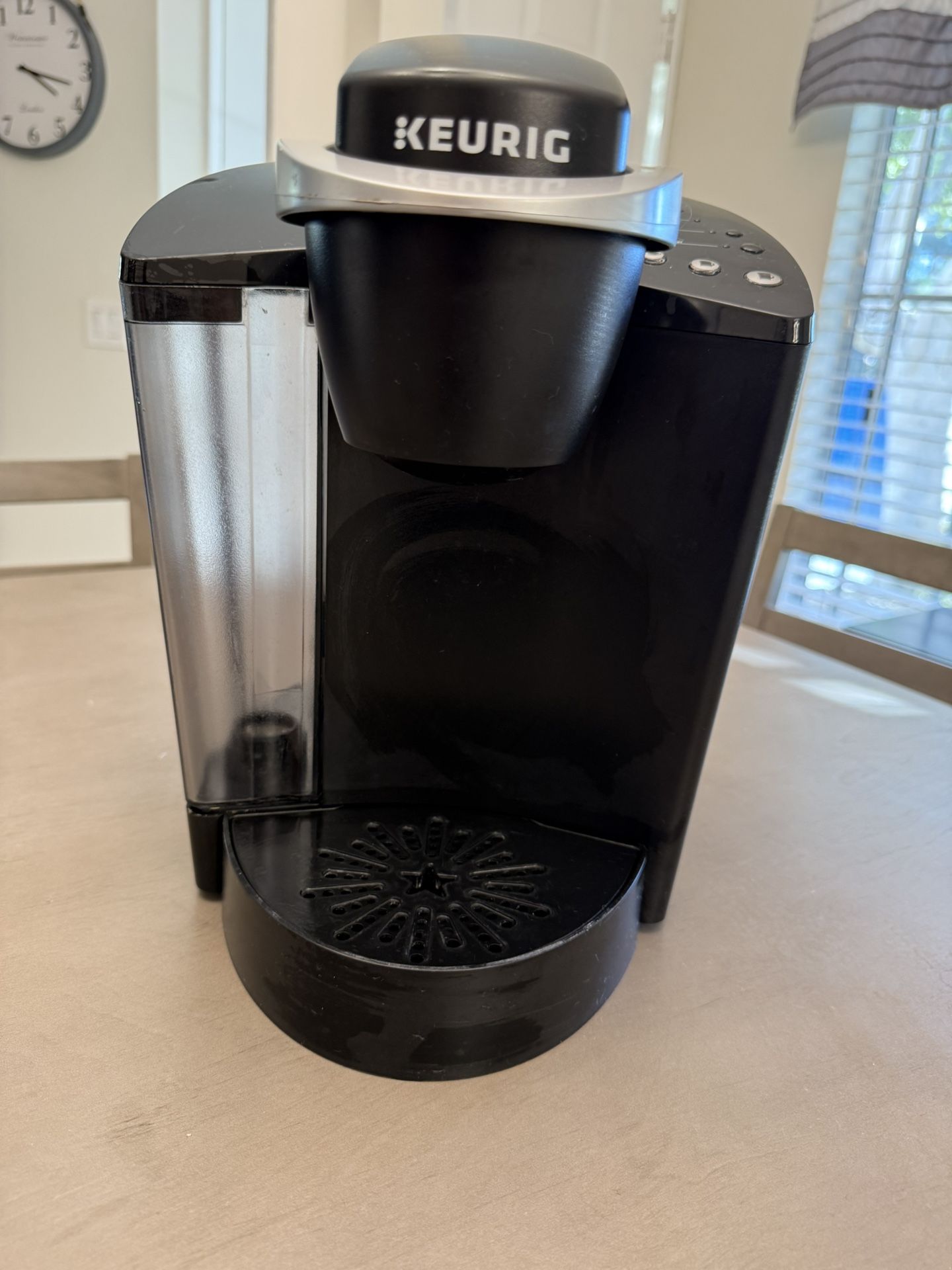 Keurig Single Cup Brewing System Coffee Maker,Black