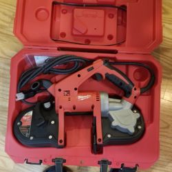 Milwaukee Compact band Saw 