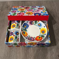Set Of Teacups And Plates 