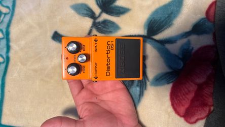 Boss Distortion DS-1