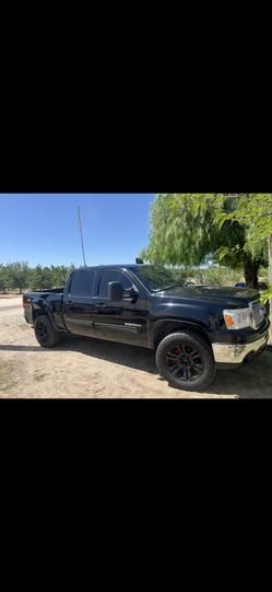 GMC Sierra 2011