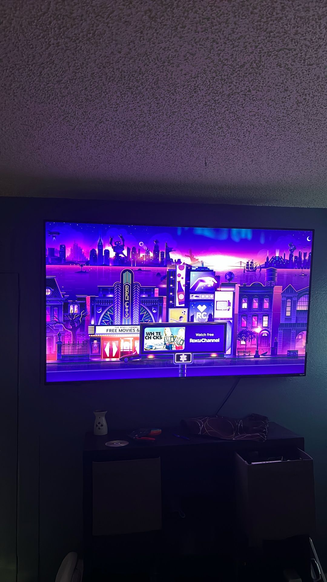 Onn RokuTV 75”