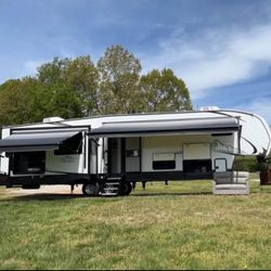 2022 Forest River East To West Tandara 386mbok Fifth Wheel 