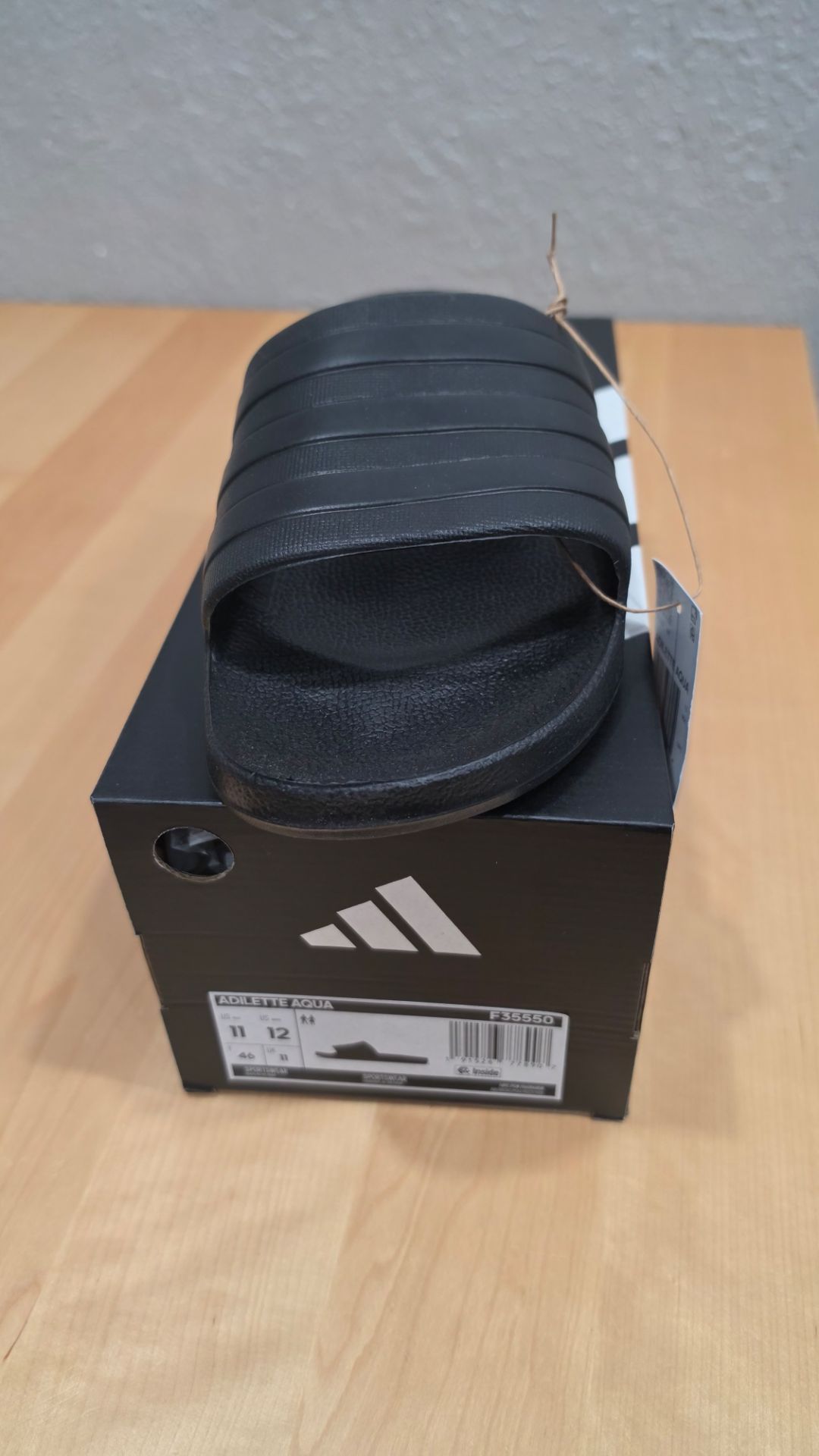 adidas men black Slides size 11/12 & 13/14