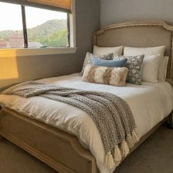 Queen Size Bed Frame With Head Board 