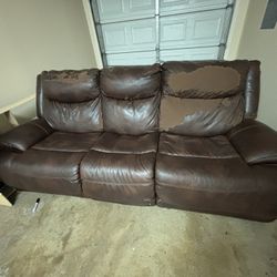 Recliner sofa 