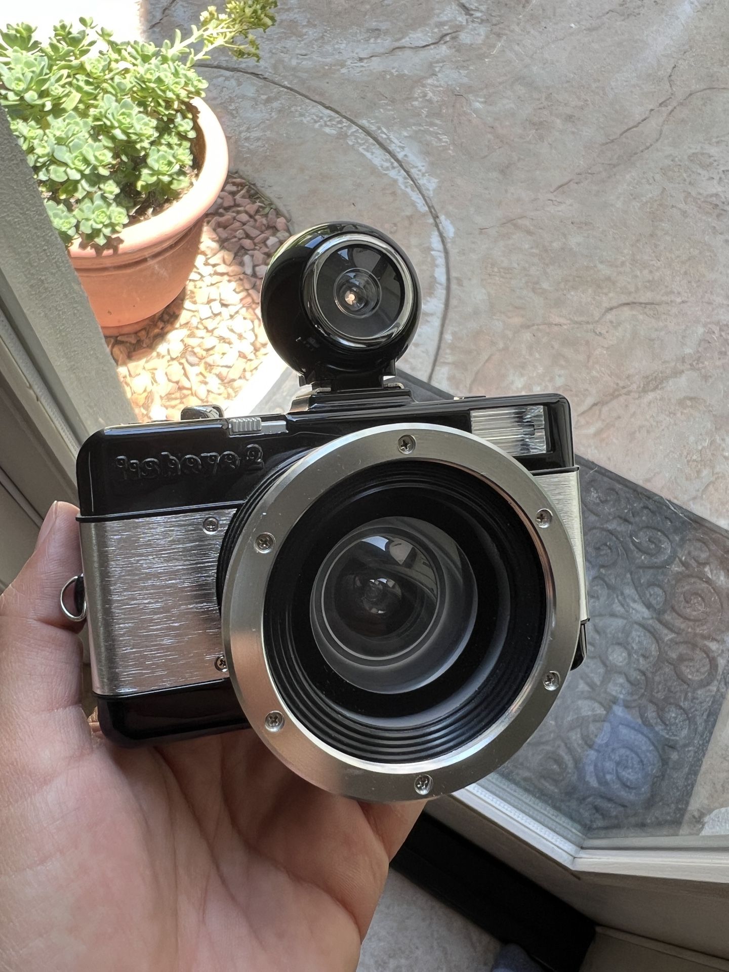 Lomography Fisheye No.2 – 35 mm Film Camera