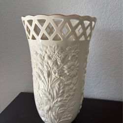 LENOX vase. NO HOLD