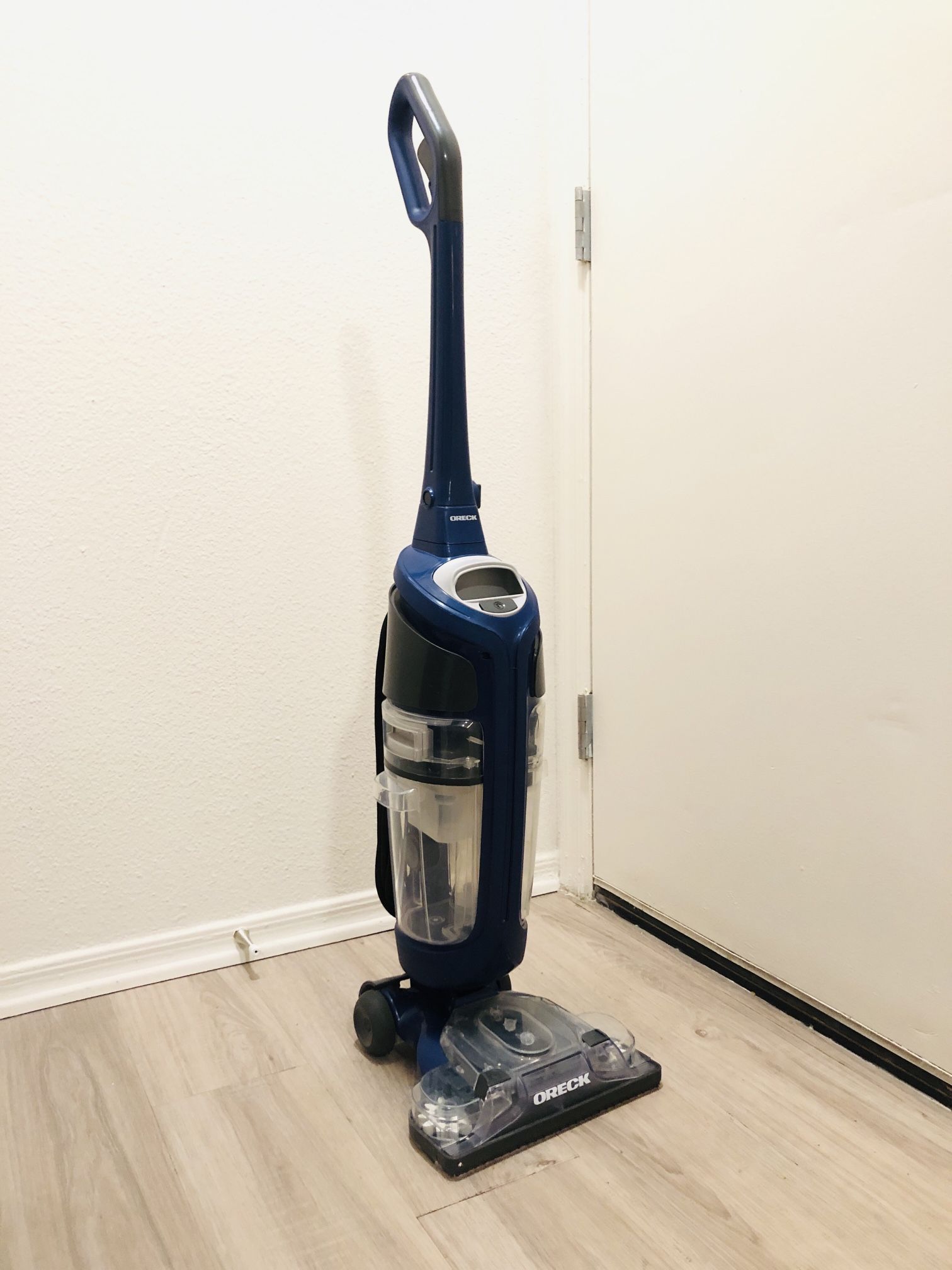 Oreck Floor Cleaner 