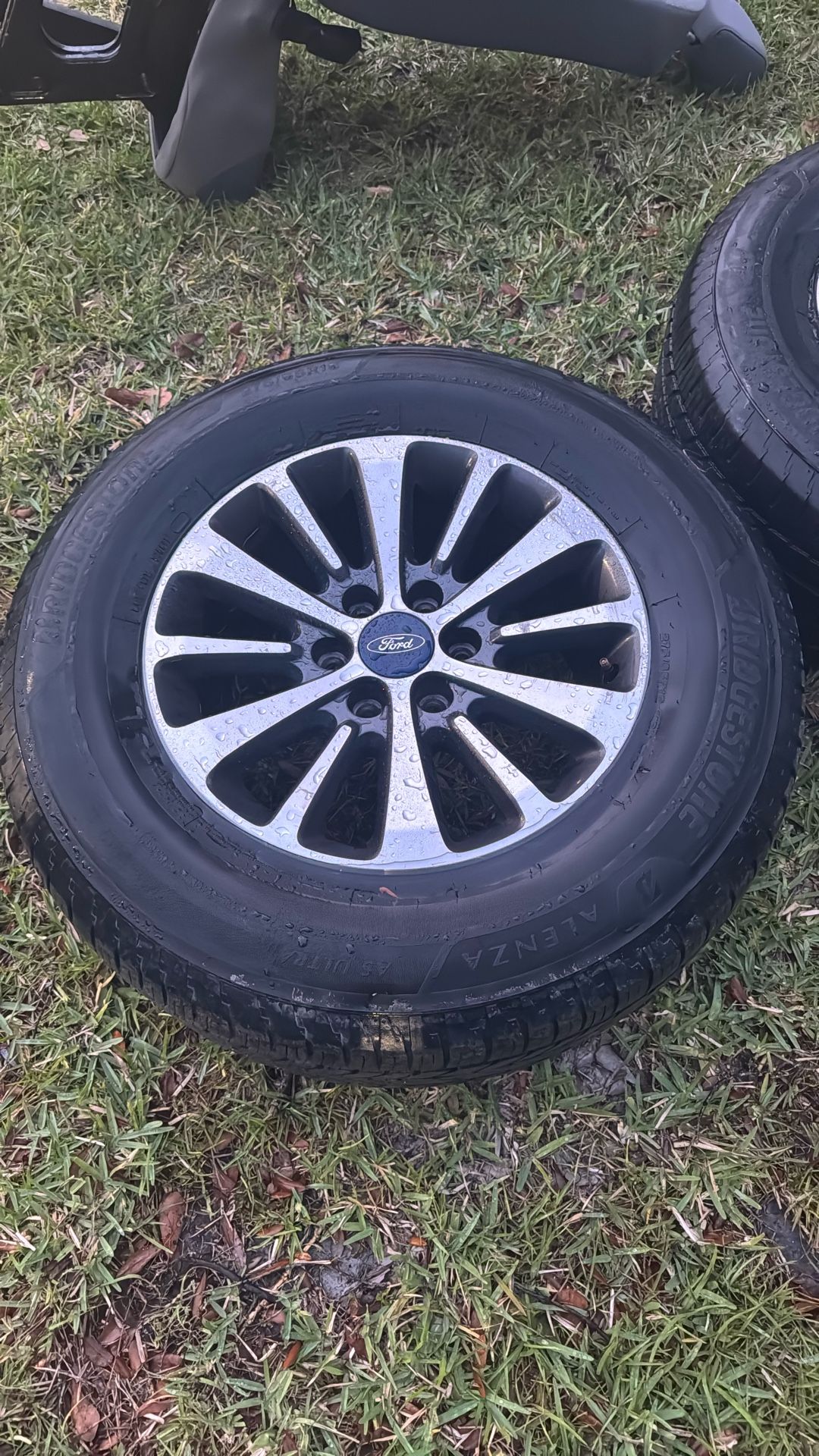2016 Ford Expedition, Oem Rims And Tires