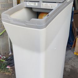 GE Water Softener System