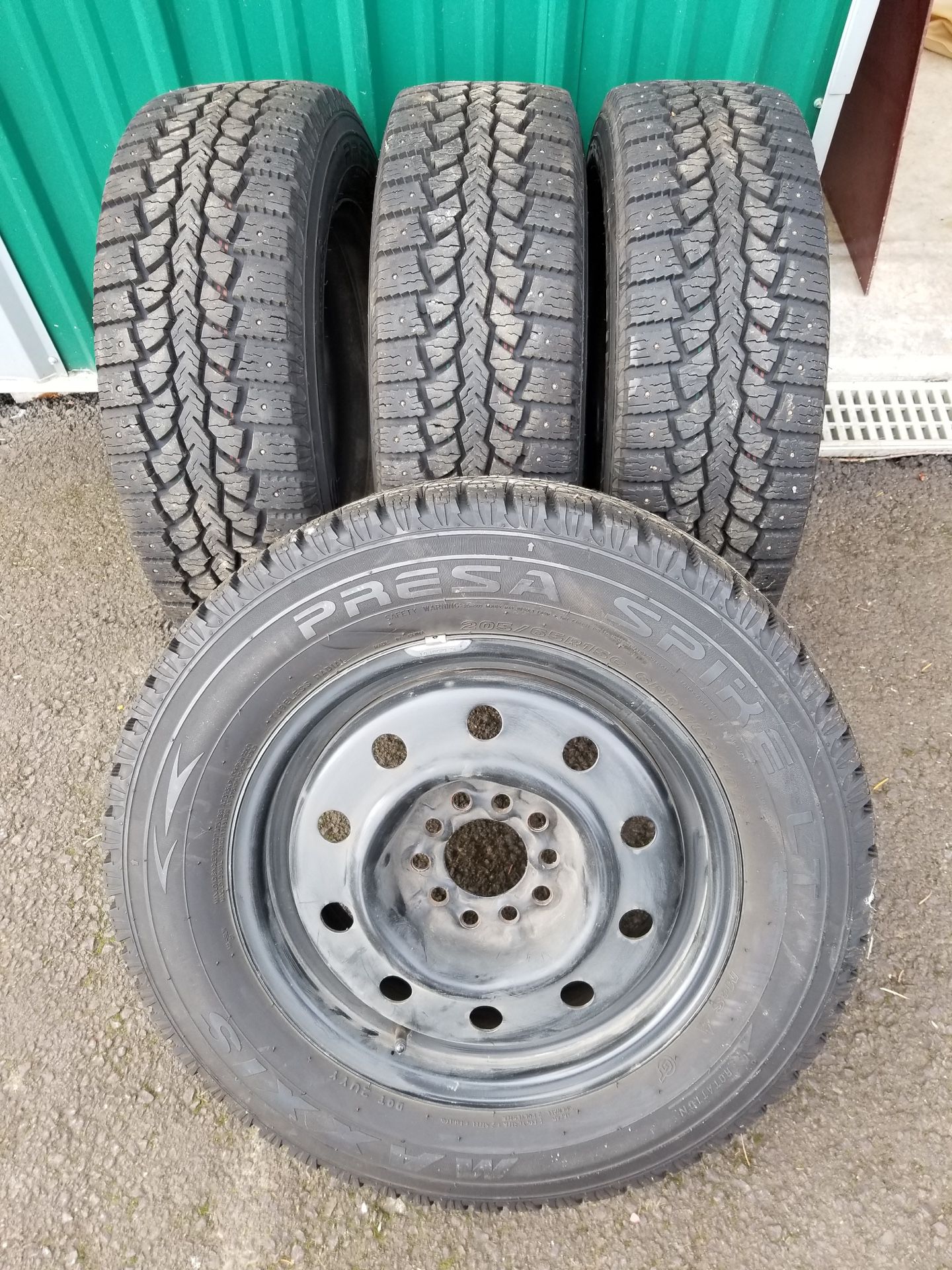 15” Studded Snow Tires, 205 X 65 x 15, Multi Fit Rims, Fit Toyota And Honda, Good Condition, Used On 2003 Accord