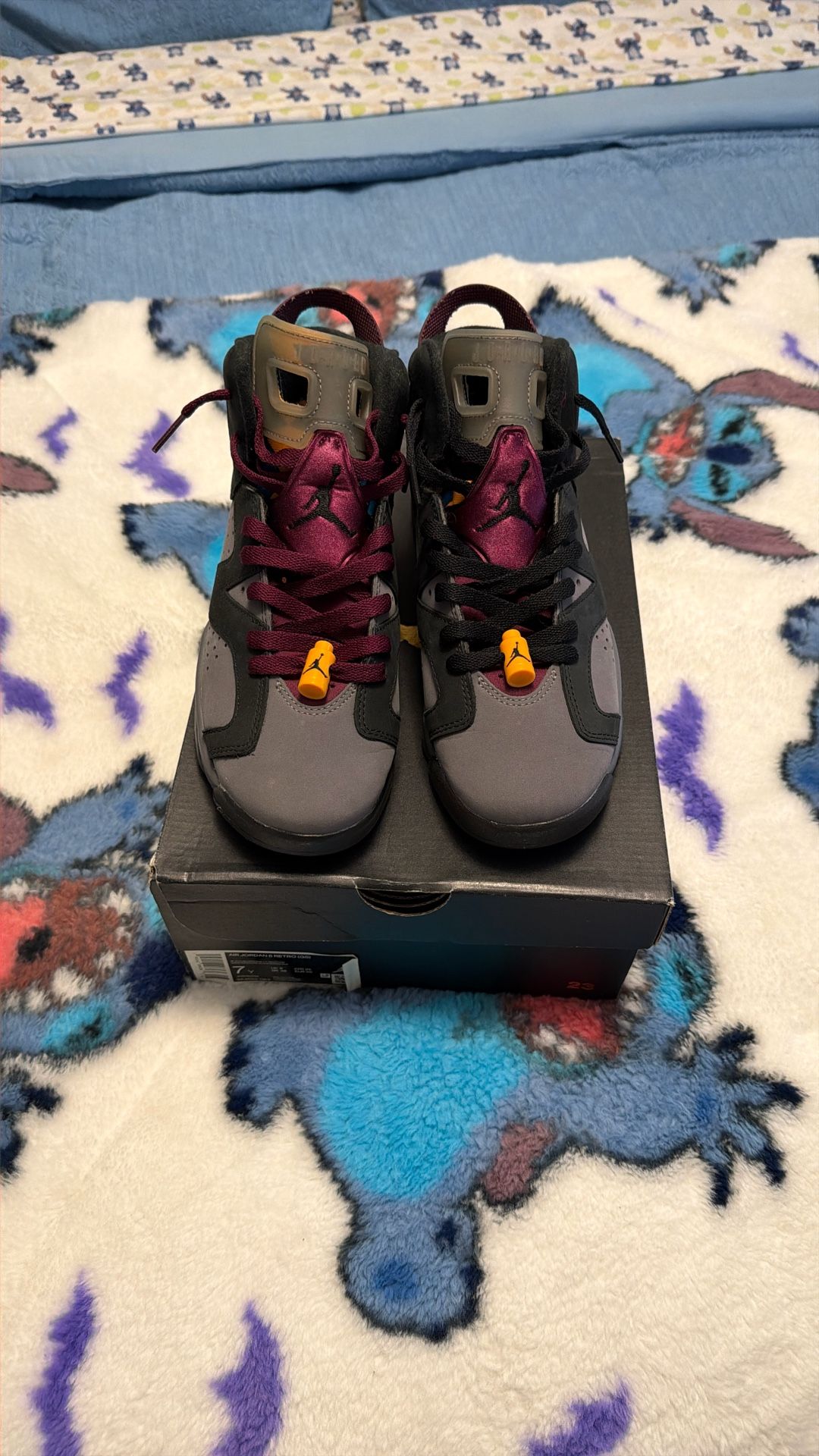 Retro 6 Bordeaux Size 7 Boys 8.5 Women