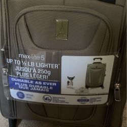 Travelpro Max-lite5 