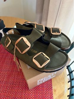 Women’s Sandals Size 9