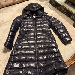 Women’s Moncler Jacket Size Small
