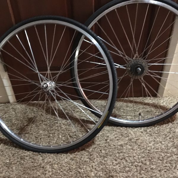 27 inch road bike wheels and fantastic rims for Sale in Ojai, CA - OfferUp