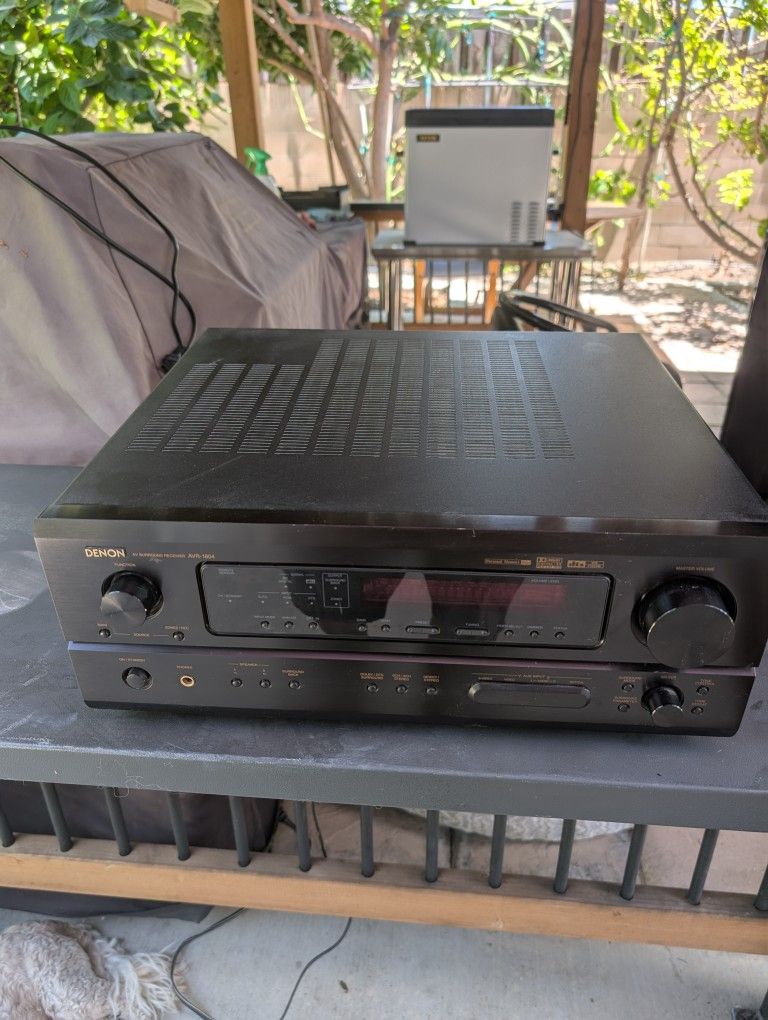 Denon AV Surround Receiver AVR-1804 No Remote Control 
