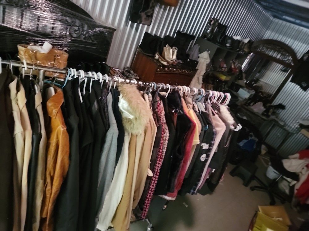 Women Coats Jackets And Vest $30 -$75