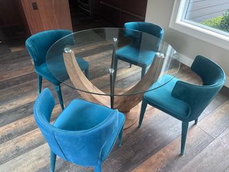 Glass table & 4 chairs