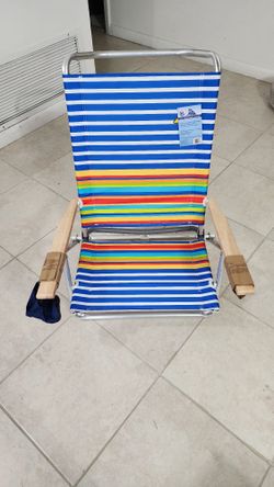 New Low Sitting Beach Chairs $15 Each Firm Kendall Lakes Pickup Only