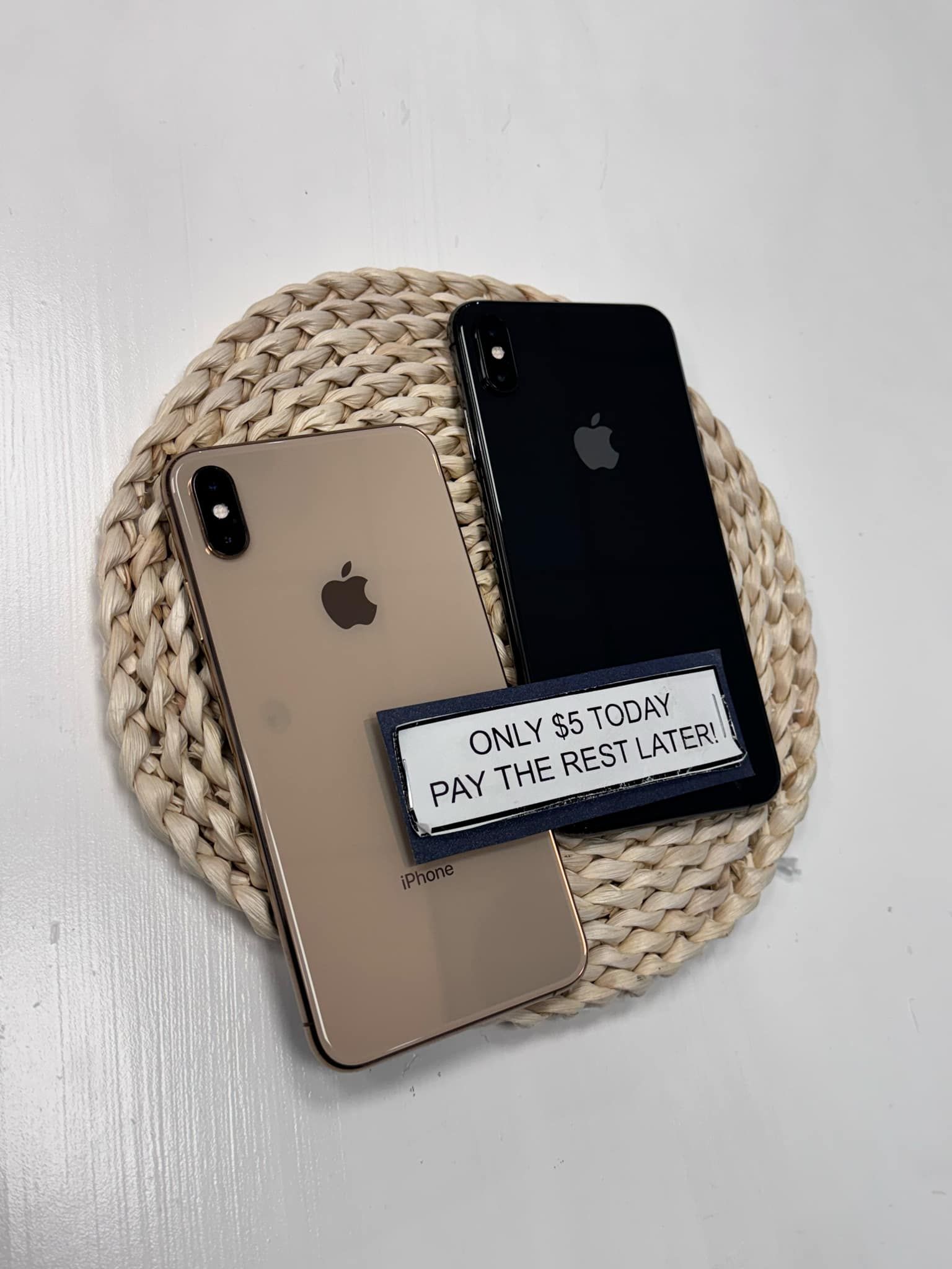 ✨ Big Screen, Big Power, Unbeatable Deal! - iPhone Xs Max - Smartphone