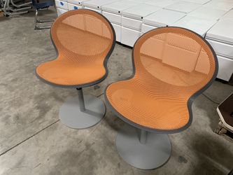 Metal mesh height adjustable pedestal chairs