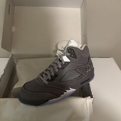 Jordan 5 retro Wolf grey