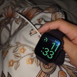 Apple Watch Series 8 45mm Aluminum & Ceramic Case