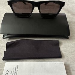 Sunglasses Saint Laurent 