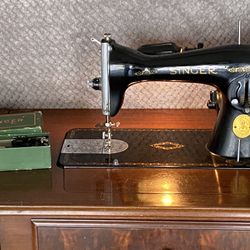 Singer Sewing Machine Antique