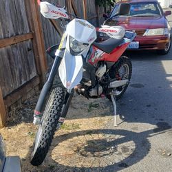 2013 Husqvarna Te449 +