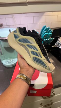 Size 10 used no box