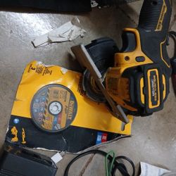 Dewalt 3' Saw