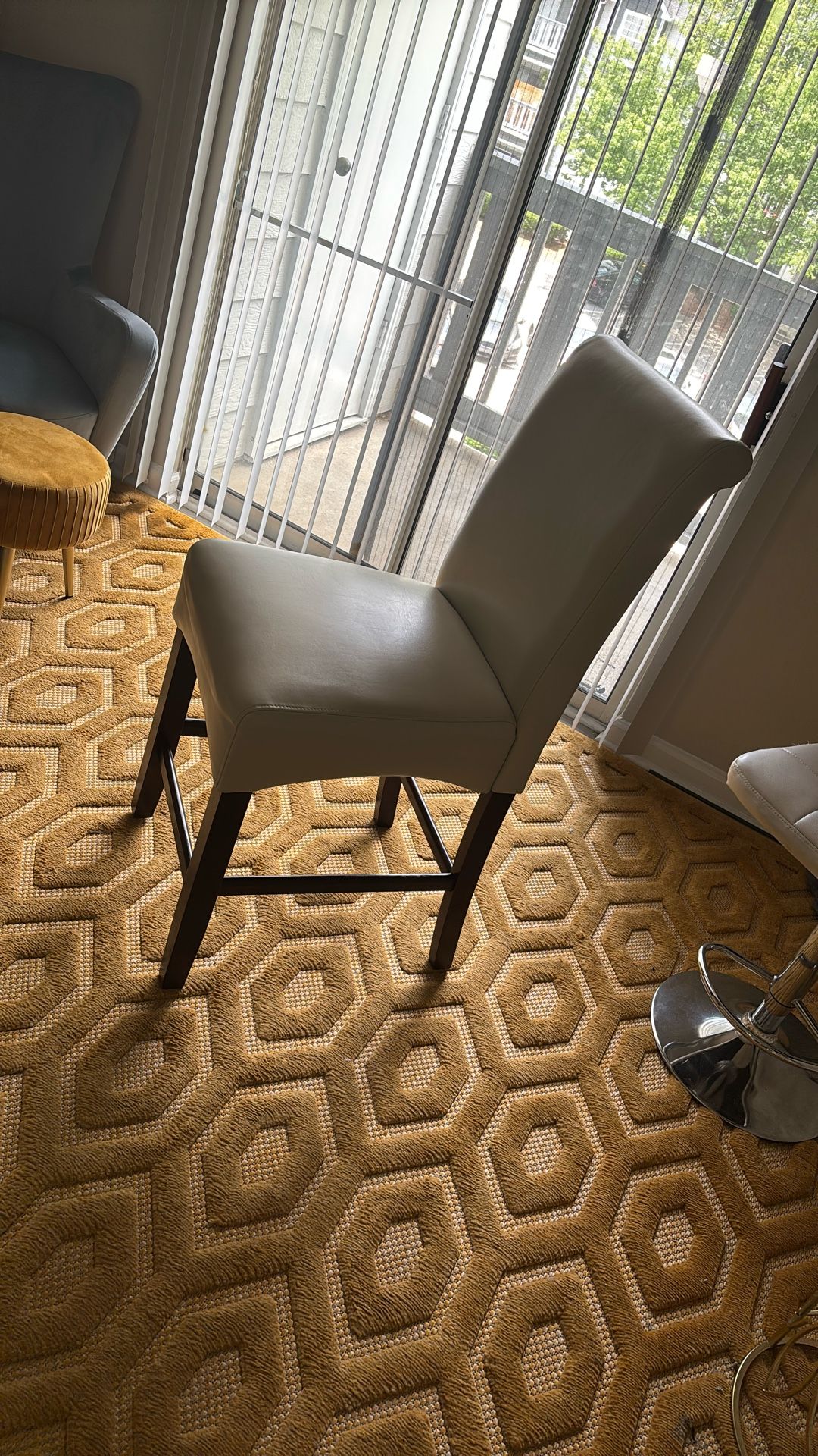 2 Bar Stool Chair