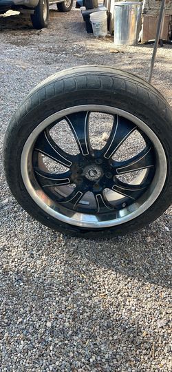 Set Of 4 Tires With Rims 245/40R18 93Y