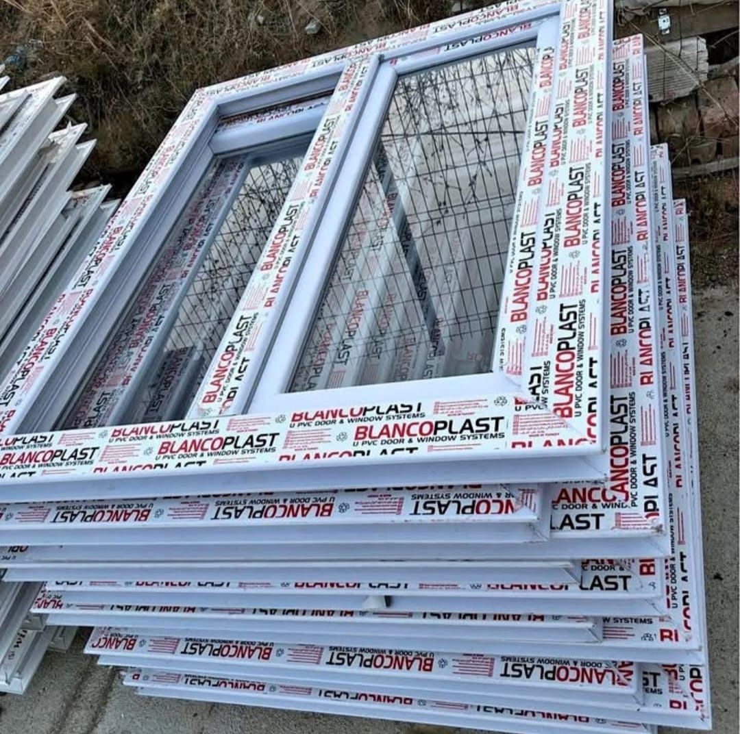 New Impact windows and Doors/Nuevas puertas y Ventanas de impactos