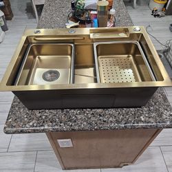 Kitchen Sink OPEN BOX READ DESCRIPTION