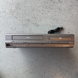 Magnavox MWD2205 4-Head DVD/VCR Player - No Remote Tested/Working