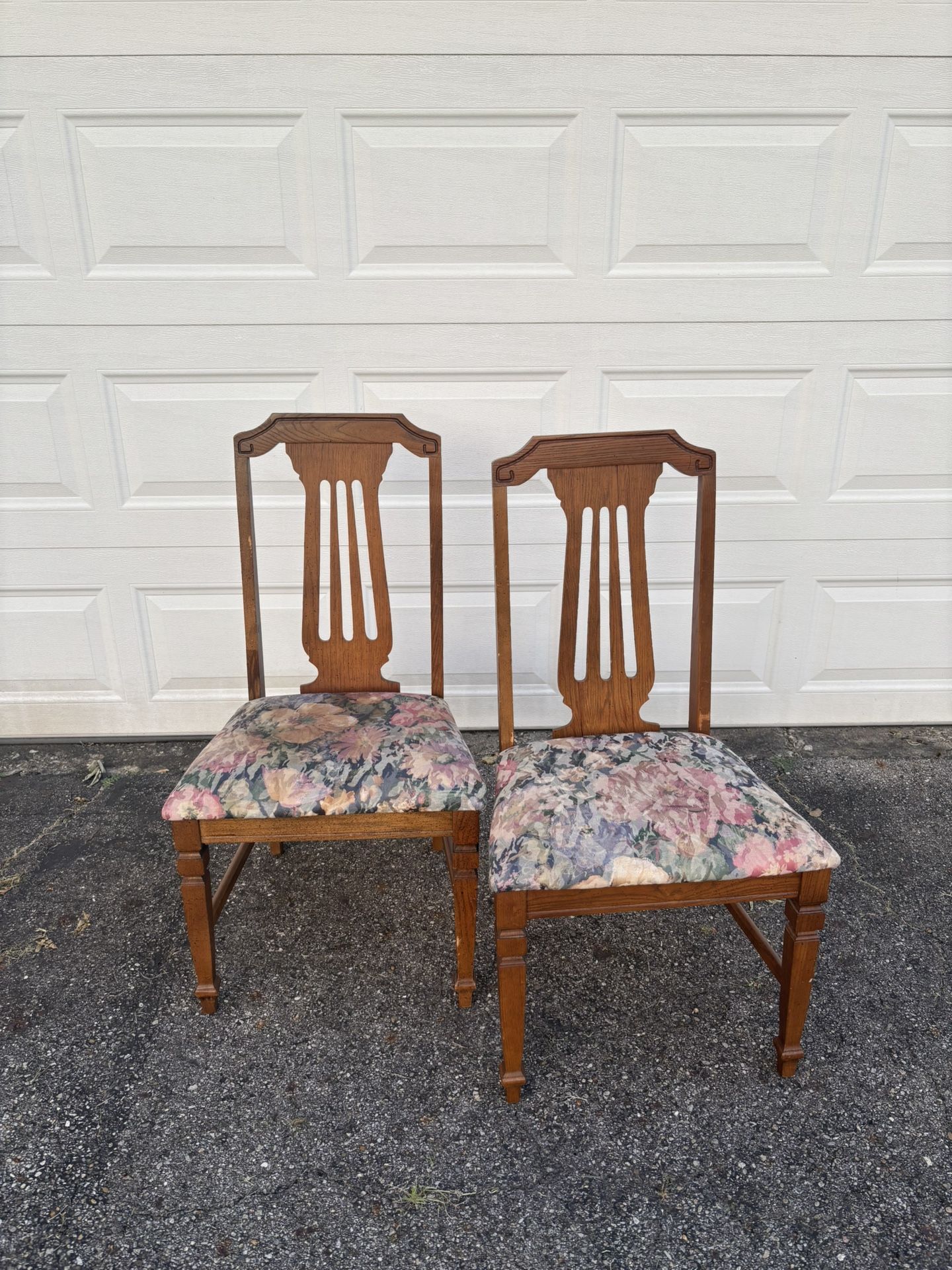 Bassett Furniture Two Vintage Floral Print 39 Inch Wooden Chairs 