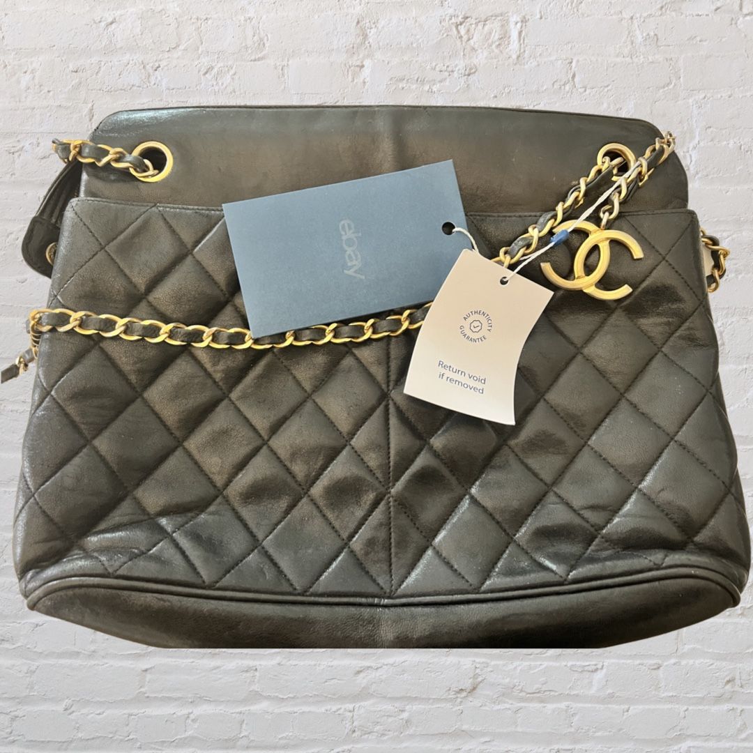 CHANEL Quilted Matelasse CC Logo Lambskin Chain Shoulder Bag for Sale in  Hoboken, NJ - OfferUp