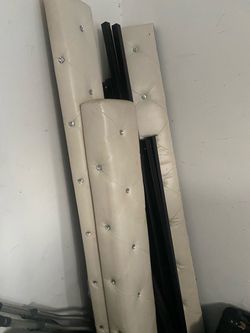 White pearl queen bedset