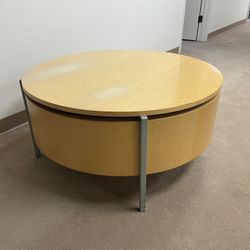 Maple Wood Round Coffee Table With Metal Legs