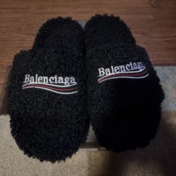 Balenciaga Slides 