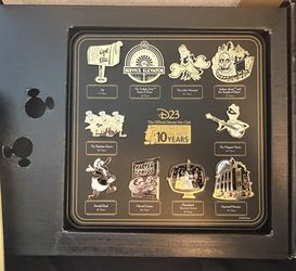 Disney pins