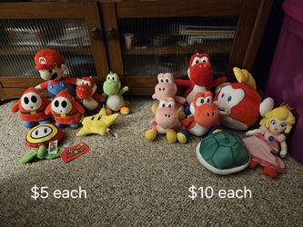 Super Mario Plushs