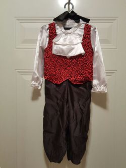 Used Lil Vampire Costume (2-4 years old)