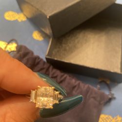 2.8 cttw Moissanite Ring